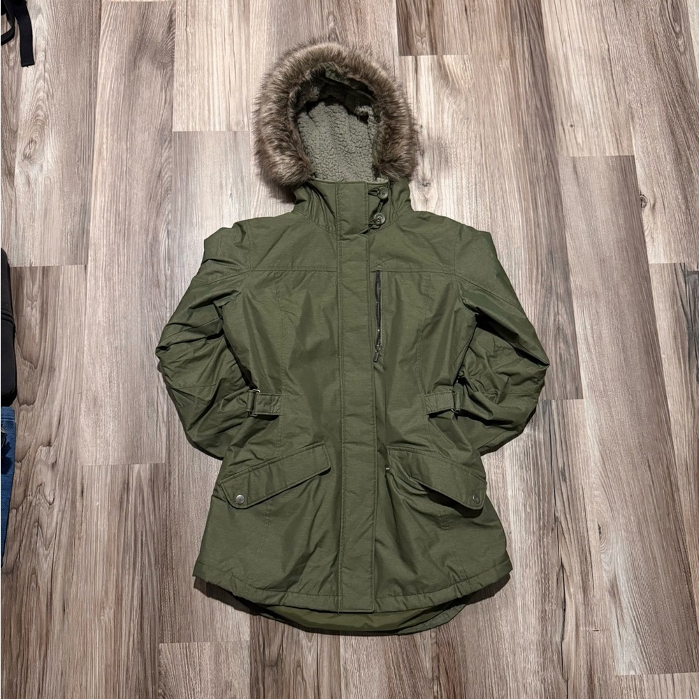 Womens Columbia Sportswear Penns Creek Therma Coil Insulated Jacket • Medium